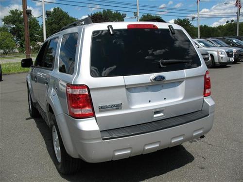 Ford Escape 2010 photo 3