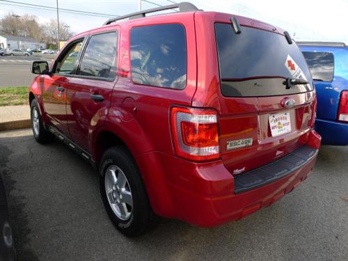 Ford Escape 2010 photo 2