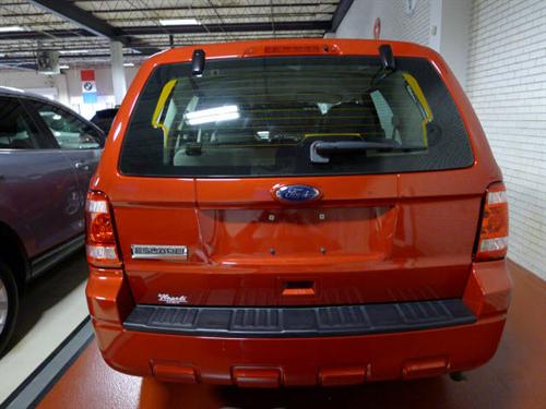 Ford Escape 2010 photo 3