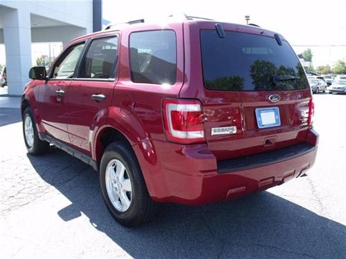 Ford Escape 2010 photo 2