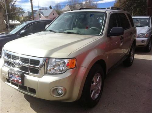 Ford Escape 2010 photo 1