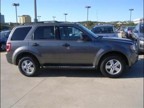 Ford Escape 2010 photo 3