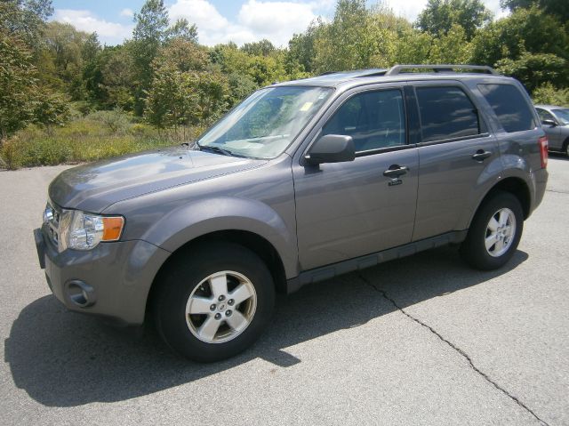 Ford Escape 2010 photo 2