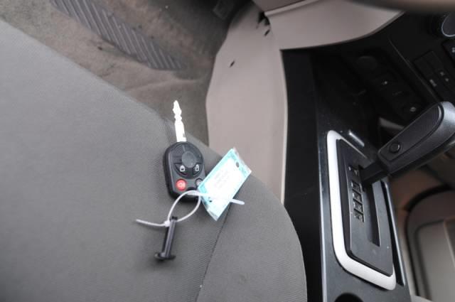 Ford Escape 2010 photo 8