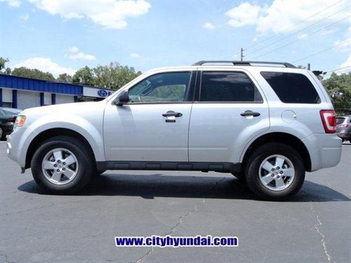 Ford Escape 2010 photo 1