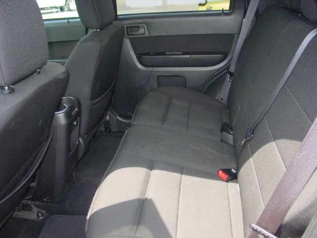 Ford Escape 2010 photo 12