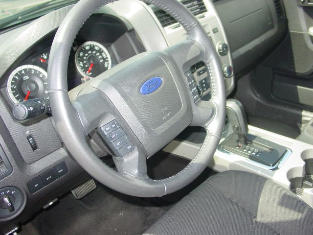 Ford Escape 2010 photo 6