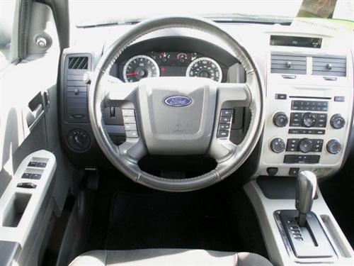 Ford Escape 2010 photo 3
