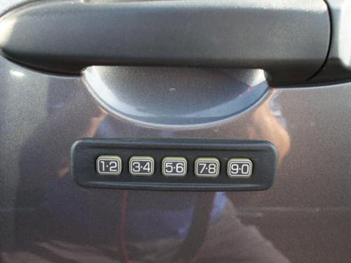 Ford Escape 2010 photo 3