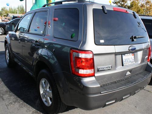 Ford Escape 2010 photo 4