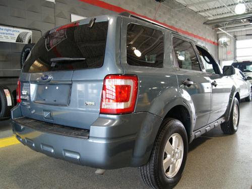 Ford Escape 2010 photo 3