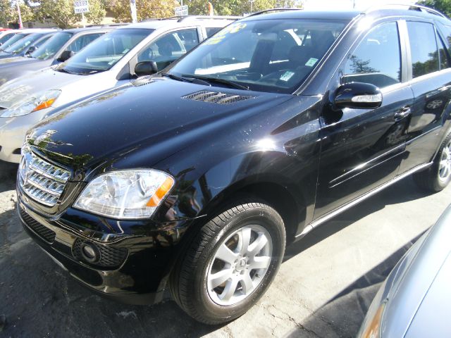 Ford Escape 2010 photo 1