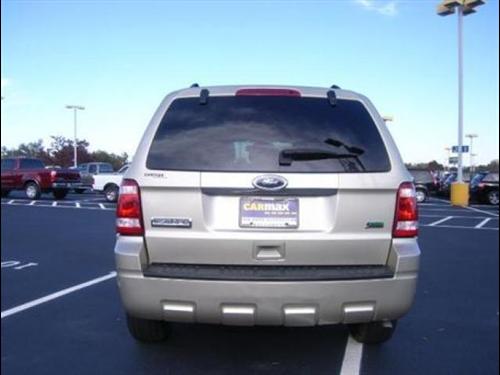 Ford Escape 2010 photo 4