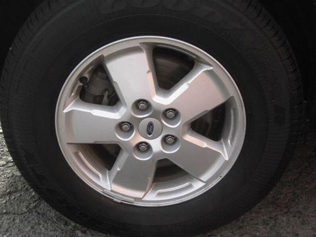 Ford Escape 2010 photo 3