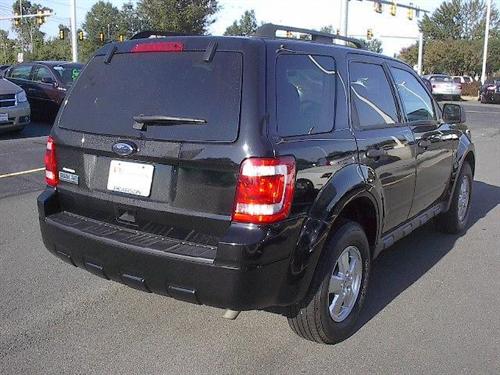 Ford Escape 2010 photo 3