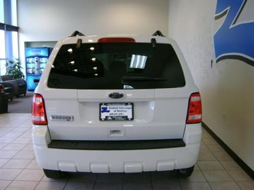Ford Escape 2010 photo 4