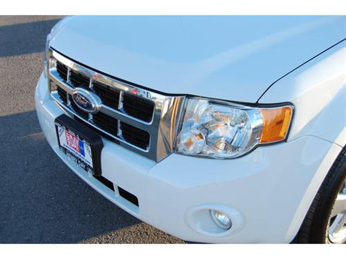 Ford Escape 2010 photo 2