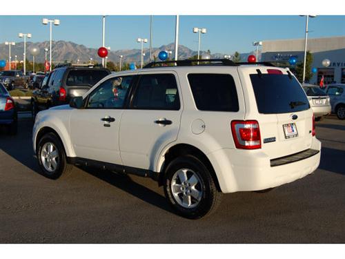 Ford Escape 2010 photo 4