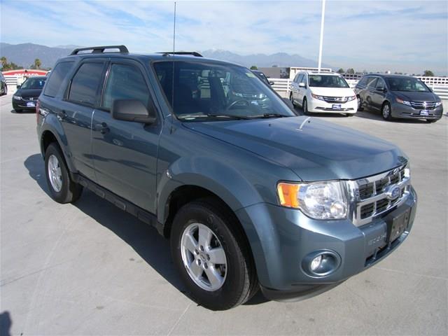 Ford Escape 2010 photo 3