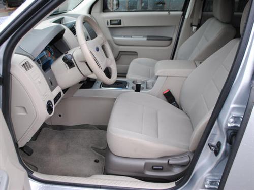 Ford Escape 2010 photo 2