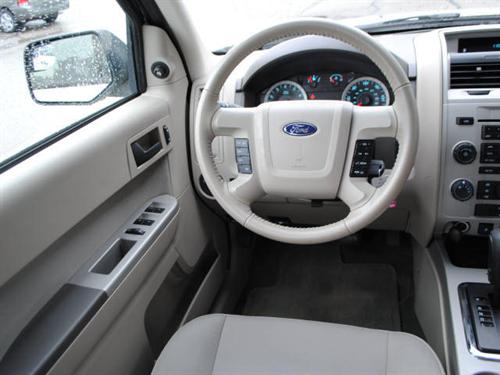 Ford Escape 2010 photo 4
