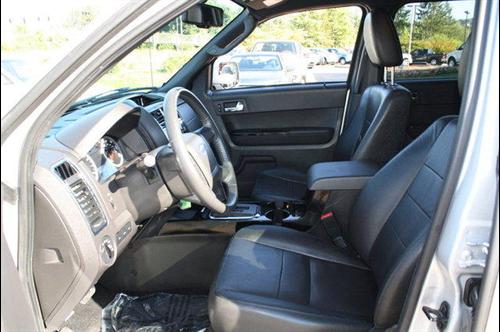 Ford Escape 2010 photo 1