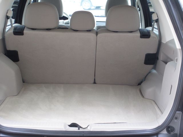 Ford Escape 2010 photo 13