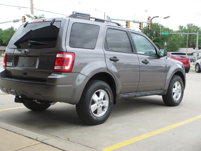Ford Escape 2010 photo 14