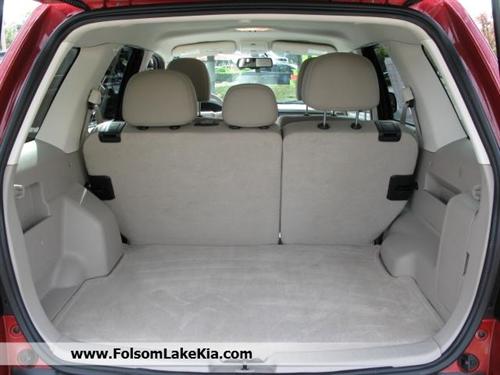 Ford Escape 2010 photo 1