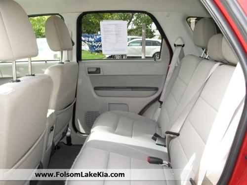 Ford Escape 2010 photo 2