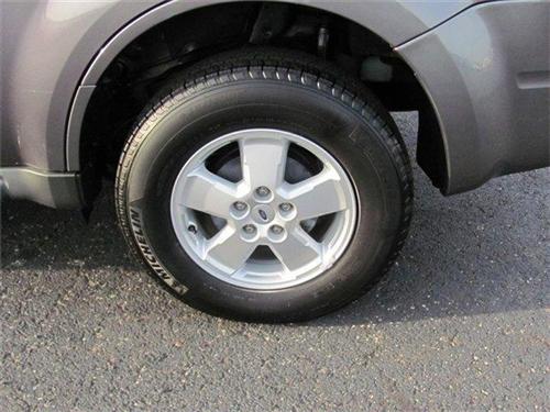 Ford Escape 2010 photo 1