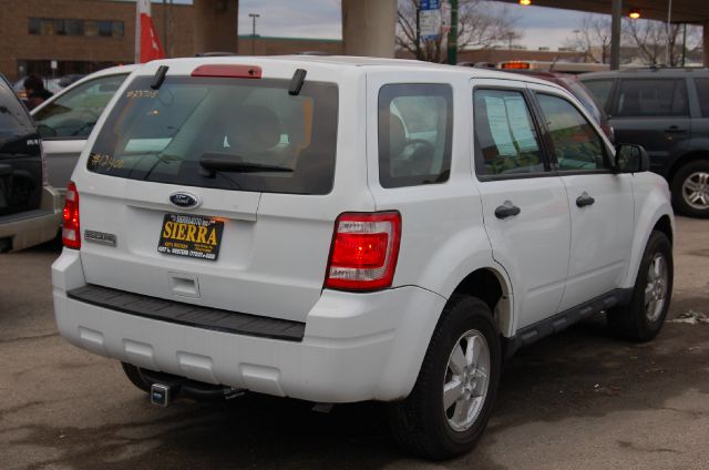 Ford Escape 2010 photo 11