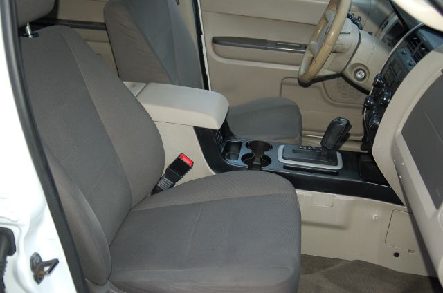 Ford Escape 2010 photo 9