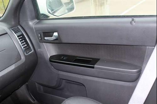 Ford Escape 2010 photo 5