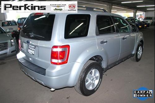 Ford Escape 2010 photo 1