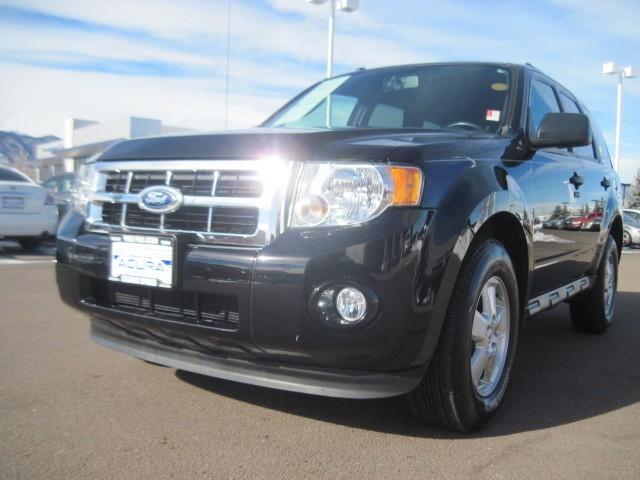 Ford Escape 2010 photo 2