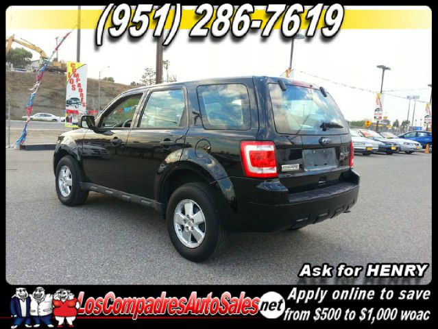 Ford Escape 2010 photo 1