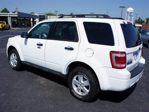 Ford Escape 2010 photo 1
