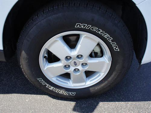Ford Escape 2010 photo 4