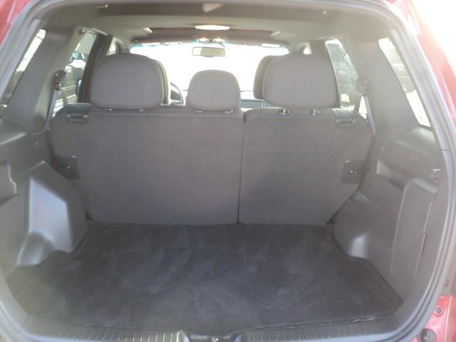 Ford Escape 2010 photo 2
