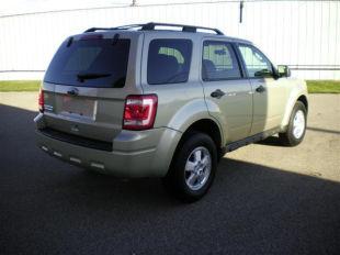 Ford Escape 2010 photo 1