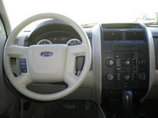 Ford Escape 2010 photo 4
