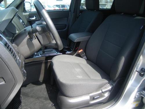 Ford Escape 2010 photo 1