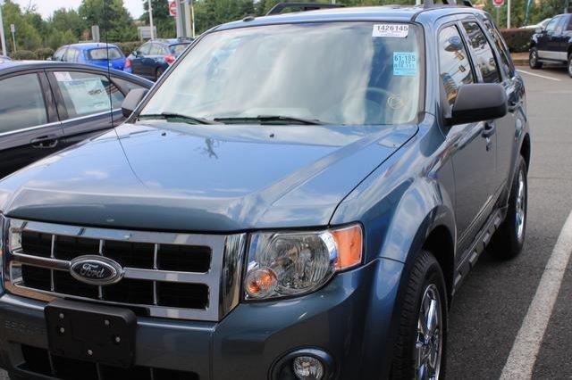 Ford Escape 2010 photo 2