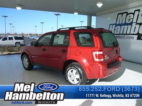 Ford Escape 2010 photo 2