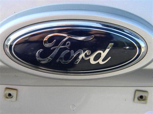 Ford Escape 2010 photo 1