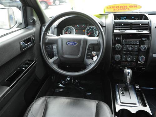 Ford Escape 2010 photo 2
