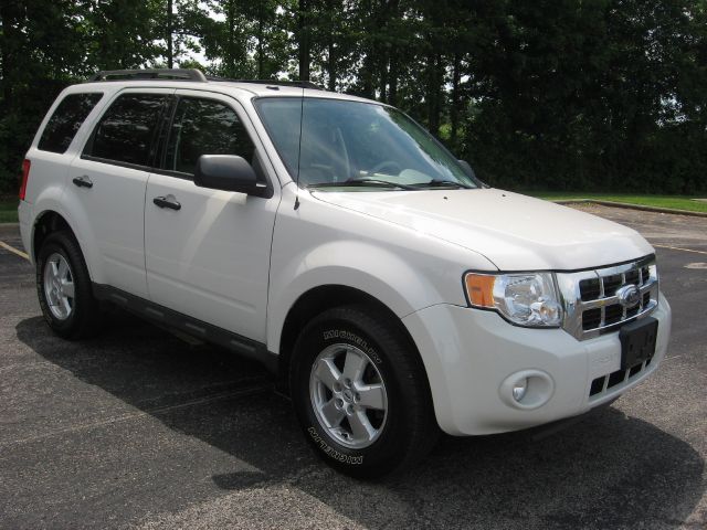 Ford Escape 2010 photo 4
