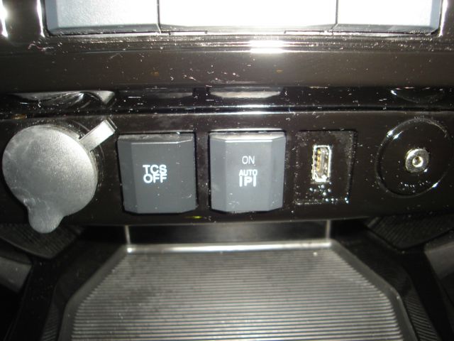 Ford Escape 2011 photo 11