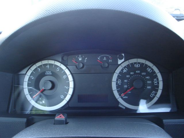 Ford Escape 2011 photo 14